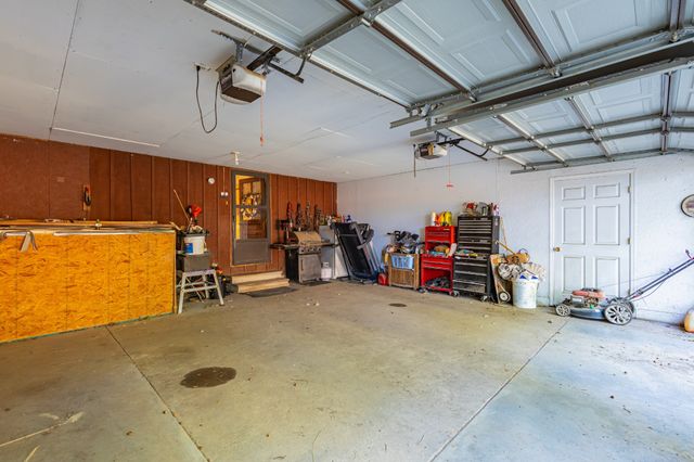 120 Evans Dr, Tullahoma, TN 37388