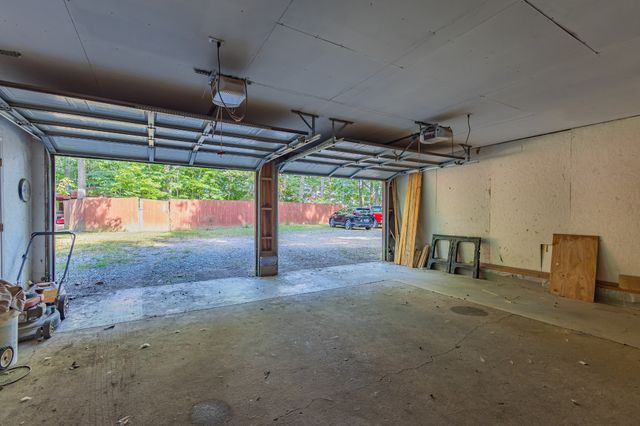 120 Evans Dr, Tullahoma, TN 37388