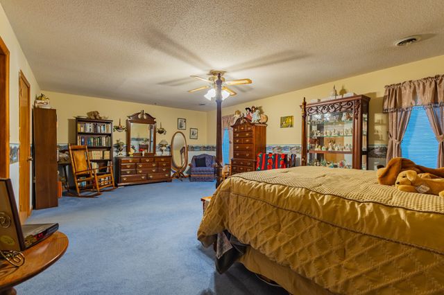 120 Evans Dr, Tullahoma, TN 37388