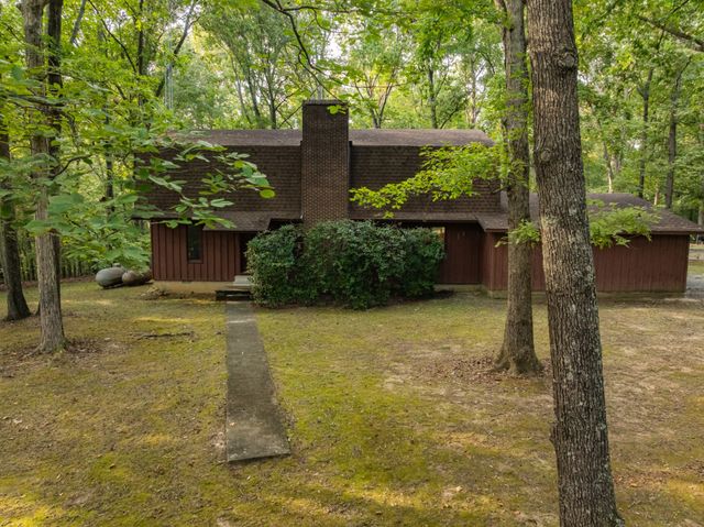 120 Evans Dr, Tullahoma, TN 37388