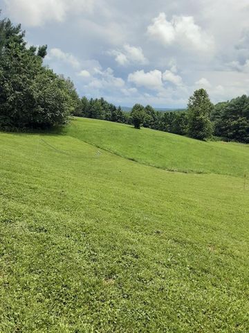 1807 Moore RD, Floyd, VA 24091