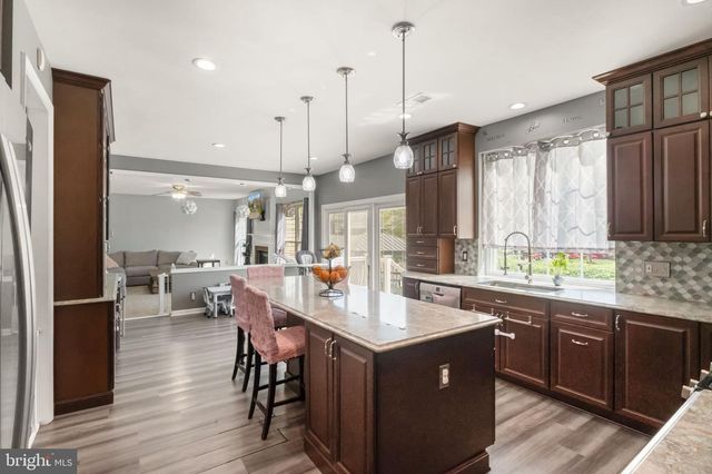 15201 RIPPLE STONE CT, Haymarket, VA 20169