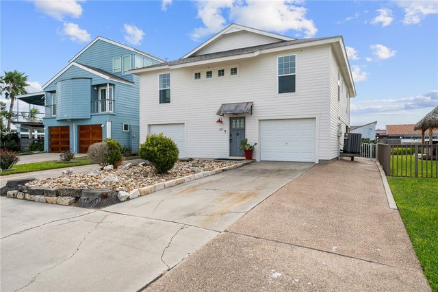 213 Port Saint Claire, City By The Sea, TX 78336
