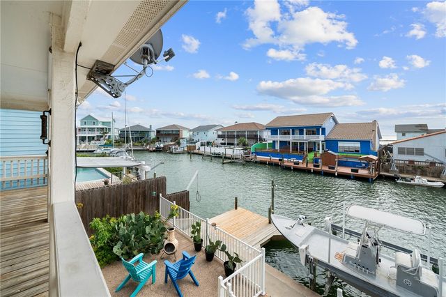 213 Port Saint Claire, City By The Sea, TX 78336