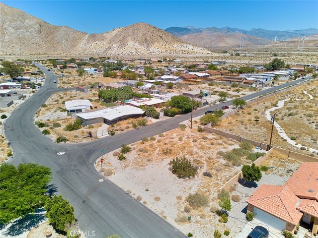 15858 Cherry Cove, Palm Springs, CA 92262