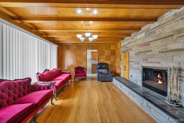 7771 Esper Boulevard, Dearborn, MI 48126