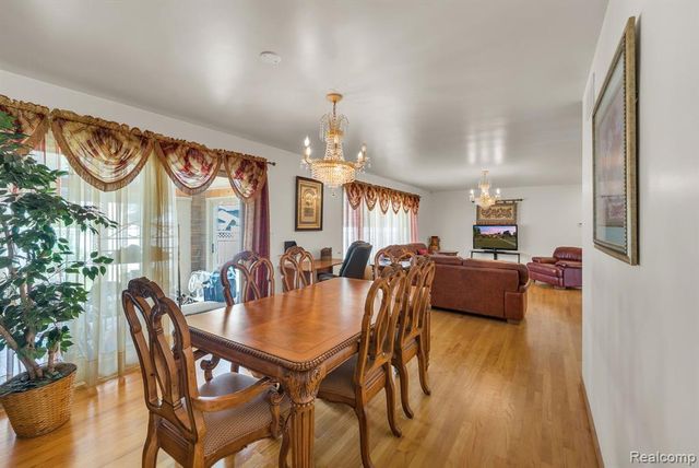 7771 Esper Boulevard, Dearborn, MI 48126
