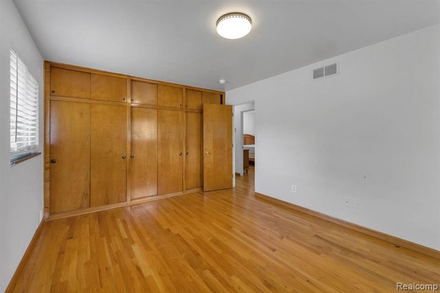 7771 Esper Boulevard, Dearborn, MI 48126
