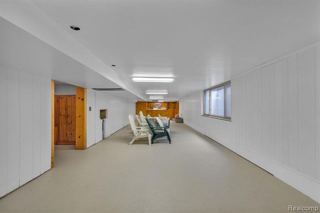 7771 Esper Boulevard, Dearborn, MI 48126