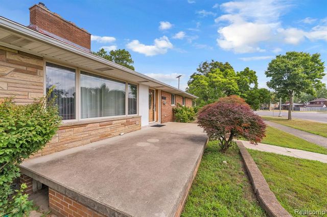 7771 Esper Boulevard, Dearborn, MI 48126