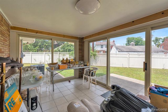 7771 Esper Boulevard, Dearborn, MI 48126