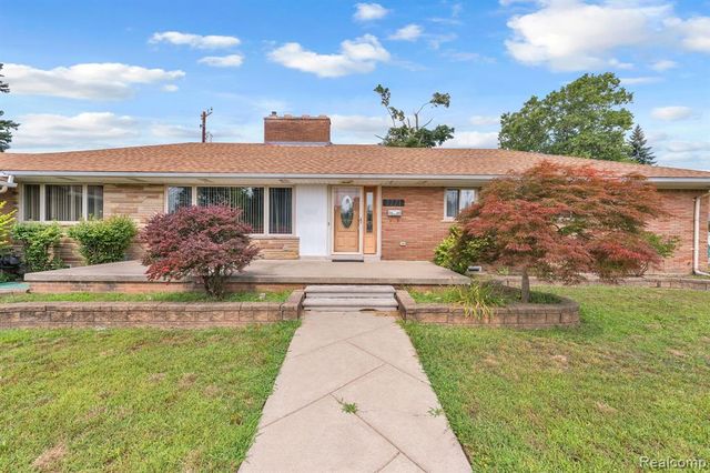 7771 Esper Boulevard, Dearborn, MI 48126