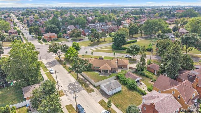 7771 Esper Boulevard, Dearborn, MI 48126