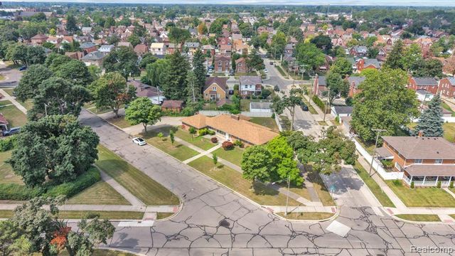 7771 Esper Boulevard, Dearborn, MI 48126