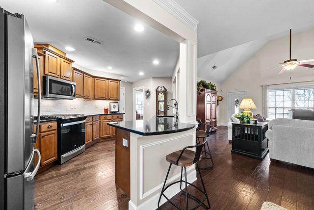 301 John Duke Tyler Blvd, Clarksville, TN 37043