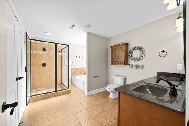 301 John Duke Tyler Blvd, Clarksville, TN 37043