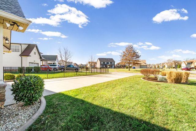 301 John Duke Tyler Blvd, Clarksville, TN 37043