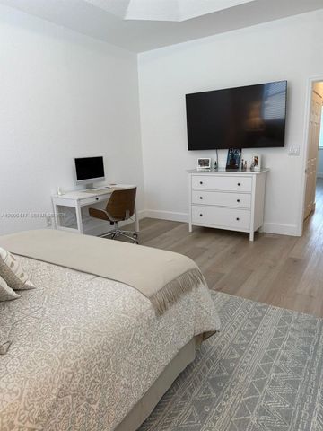 12751 SW 133rd St, Miami, FL 33186