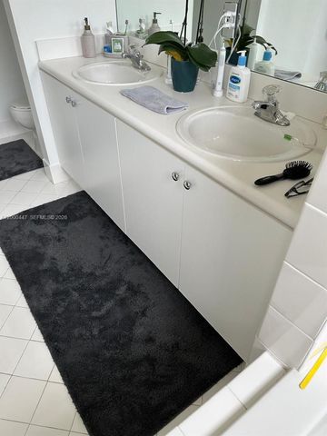 12751 SW 133rd St, Miami, FL 33186