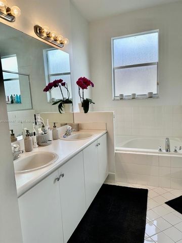 12751 SW 133rd St, Miami, FL 33186