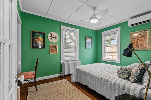 46 Hammond Street, Newport, RI 02840