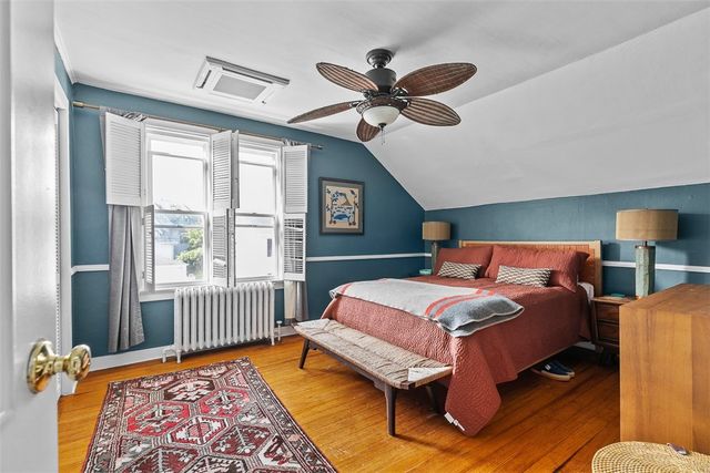 46 Hammond Street, Newport, RI 02840