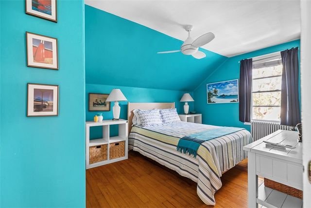 46 Hammond Street, Newport, RI 02840