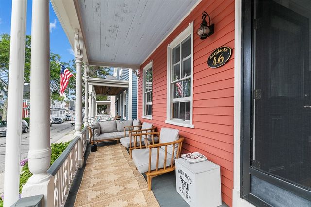 46 Hammond Street, Newport, RI 02840