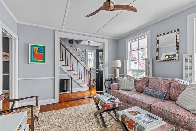 46 Hammond Street, Newport, RI 02840