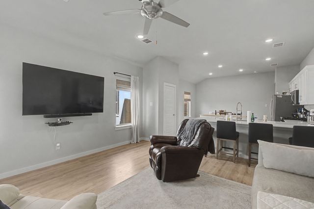 5003 Bellhurst Drive, Princeton, TX 75071