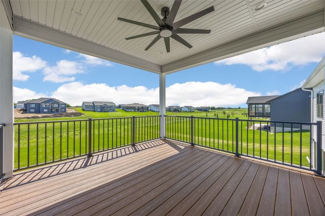 5501 Silver Ridge Rd, Marion, IA 52302