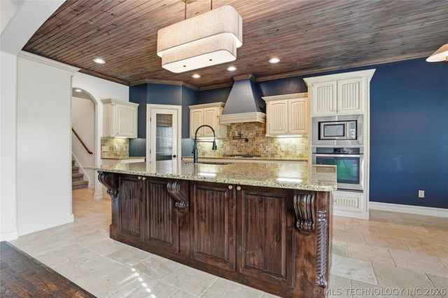 4601 N Maple Avenue, Broken Arrow, OK 74012