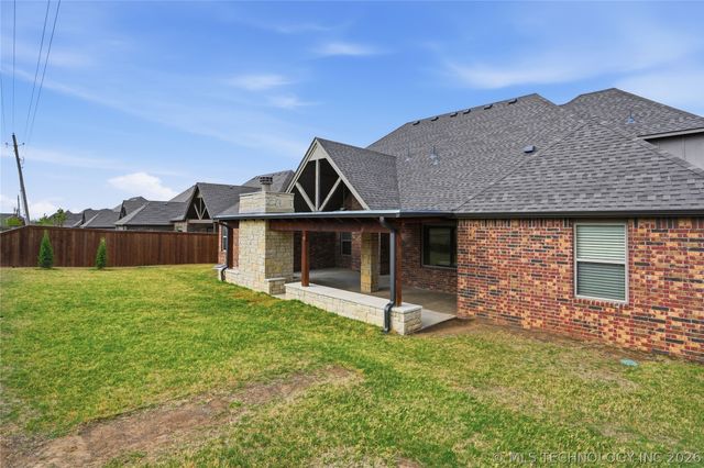 4601 N Maple Avenue, Broken Arrow, OK 74012