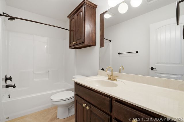 4601 N Maple Avenue, Broken Arrow, OK 74012