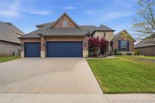4601 N Maple Avenue, Broken Arrow, OK 74012