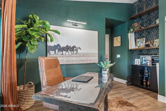 6414 E BEVERLY Lane, Scottsdale, AZ 85254