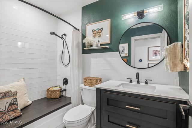 6414 E BEVERLY Lane, Scottsdale, AZ 85254