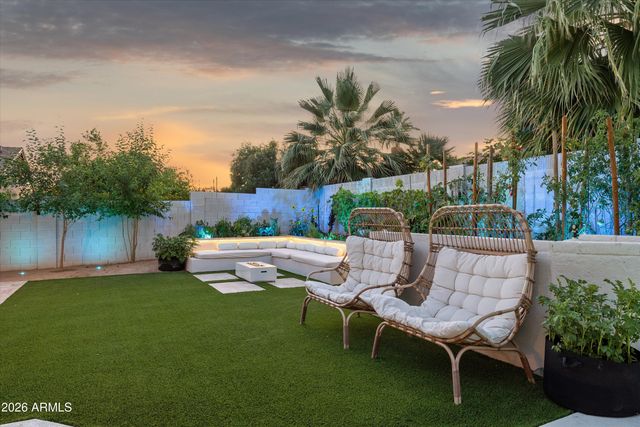 6414 E BEVERLY Lane, Scottsdale, AZ 85254