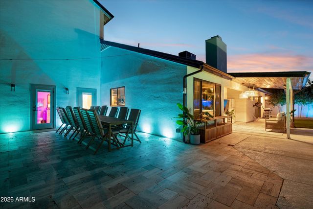 6414 E BEVERLY Lane, Scottsdale, AZ 85254