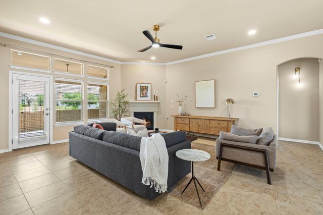 1816 Harvest Bend LN, Cedar Park, TX 78613