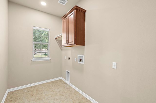 1816 Harvest Bend LN, Cedar Park, TX 78613