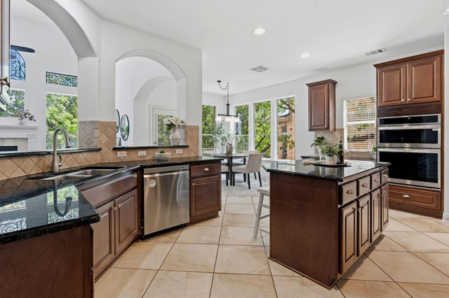 7604 Menler DR, Austin, TX 78735