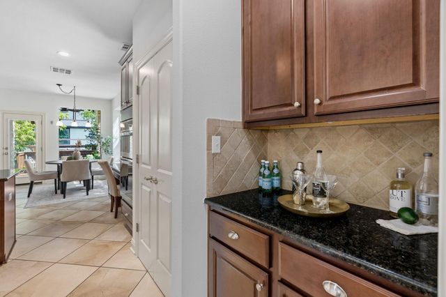 7604 Menler DR, Austin, TX 78735