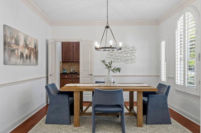 7604 Menler DR, Austin, TX 78735