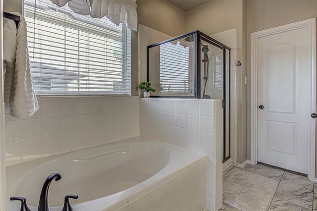 2200 Hayfield SQ, Pflugerville, TX 78660