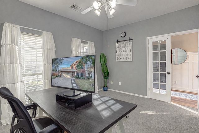 2200 Hayfield SQ, Pflugerville, TX 78660