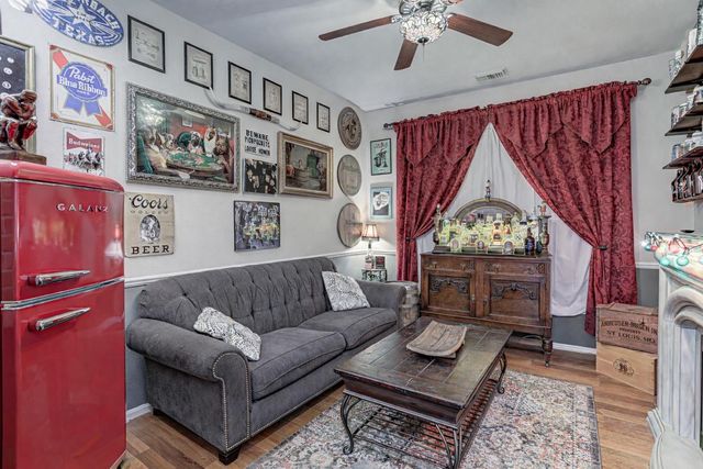 2200 Hayfield SQ, Pflugerville, TX 78660