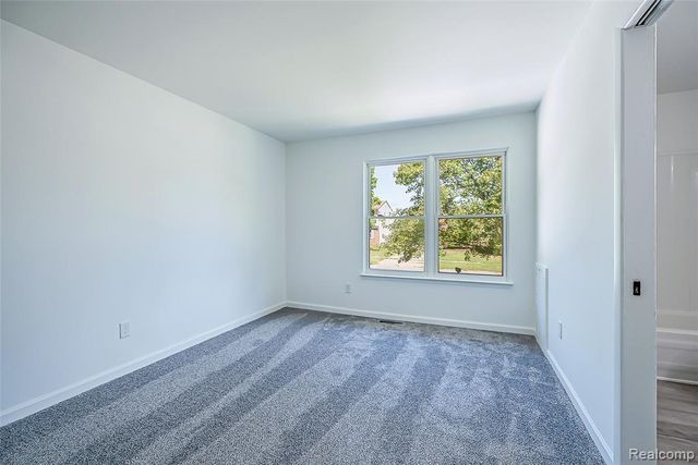 1186 Stamford Road, Ypsilanti, MI 48198