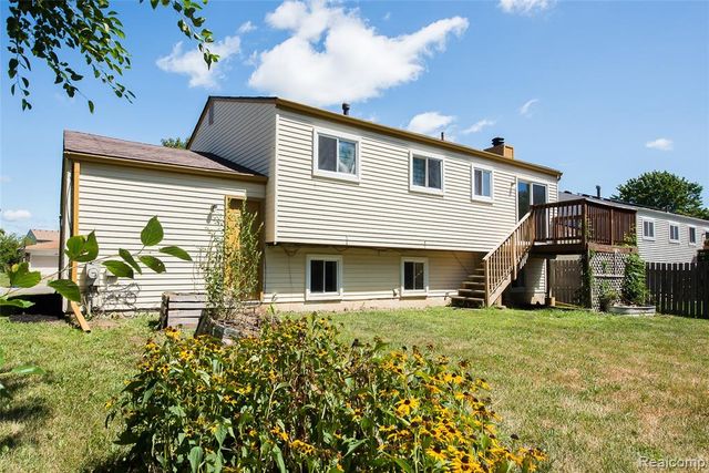 1186 Stamford Road, Ypsilanti, MI 48198