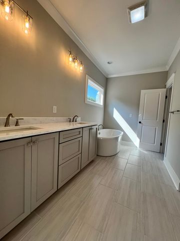 7077 Paxton Circle, Hixson, TN 37343